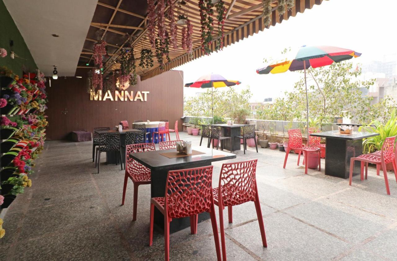 Hotel Mannat International By Mannat Yeni Delhi Dış mekan fotoğraf
