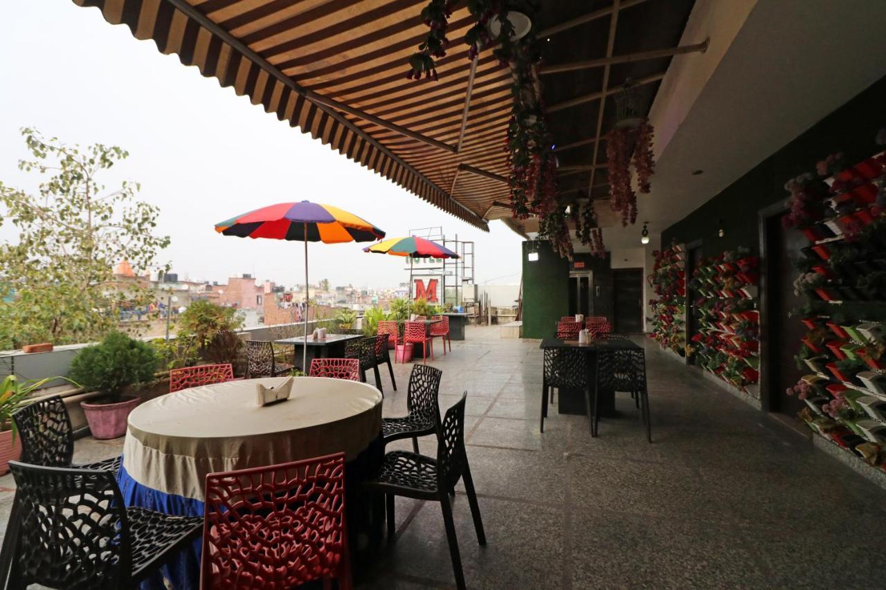 Hotel Mannat International By Mannat Yeni Delhi Dış mekan fotoğraf
