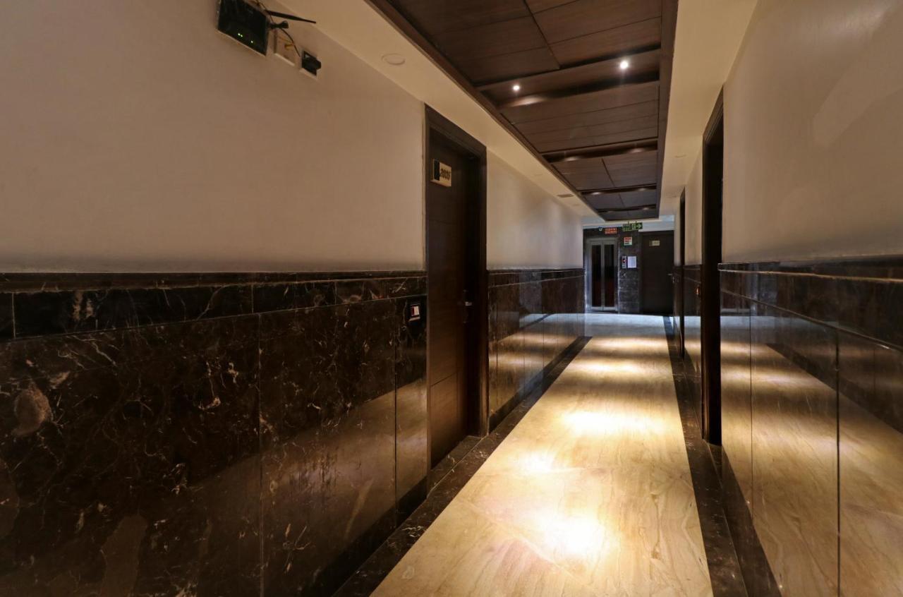 Hotel Mannat International By Mannat Yeni Delhi Dış mekan fotoğraf